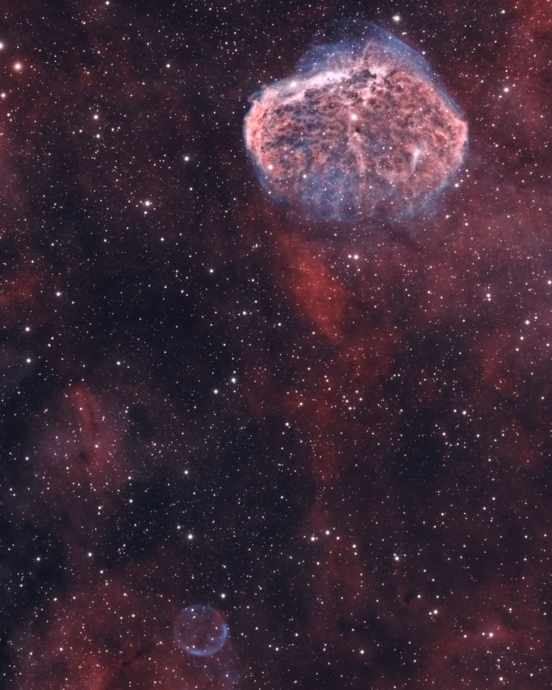 Crescent & Soap Bubble Nebulae